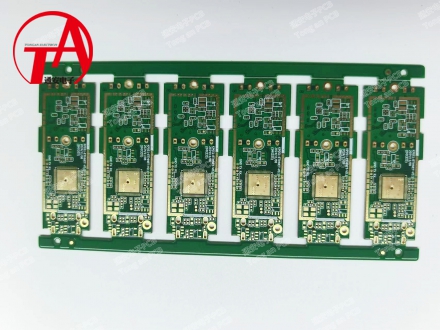 四層消費(fèi)電子PCB